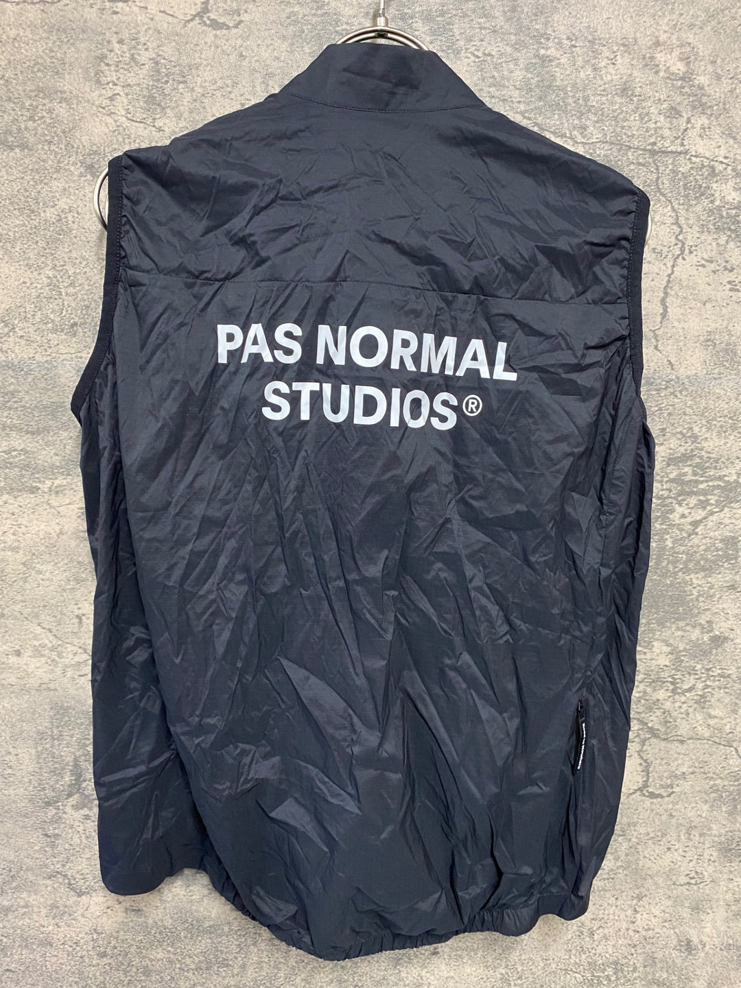 KA515 パスノーマルスタジオ PAS NORMAL STUDIOS ESSENTIAL INSULATED GILET ジレ サイクルベスト 黒 M