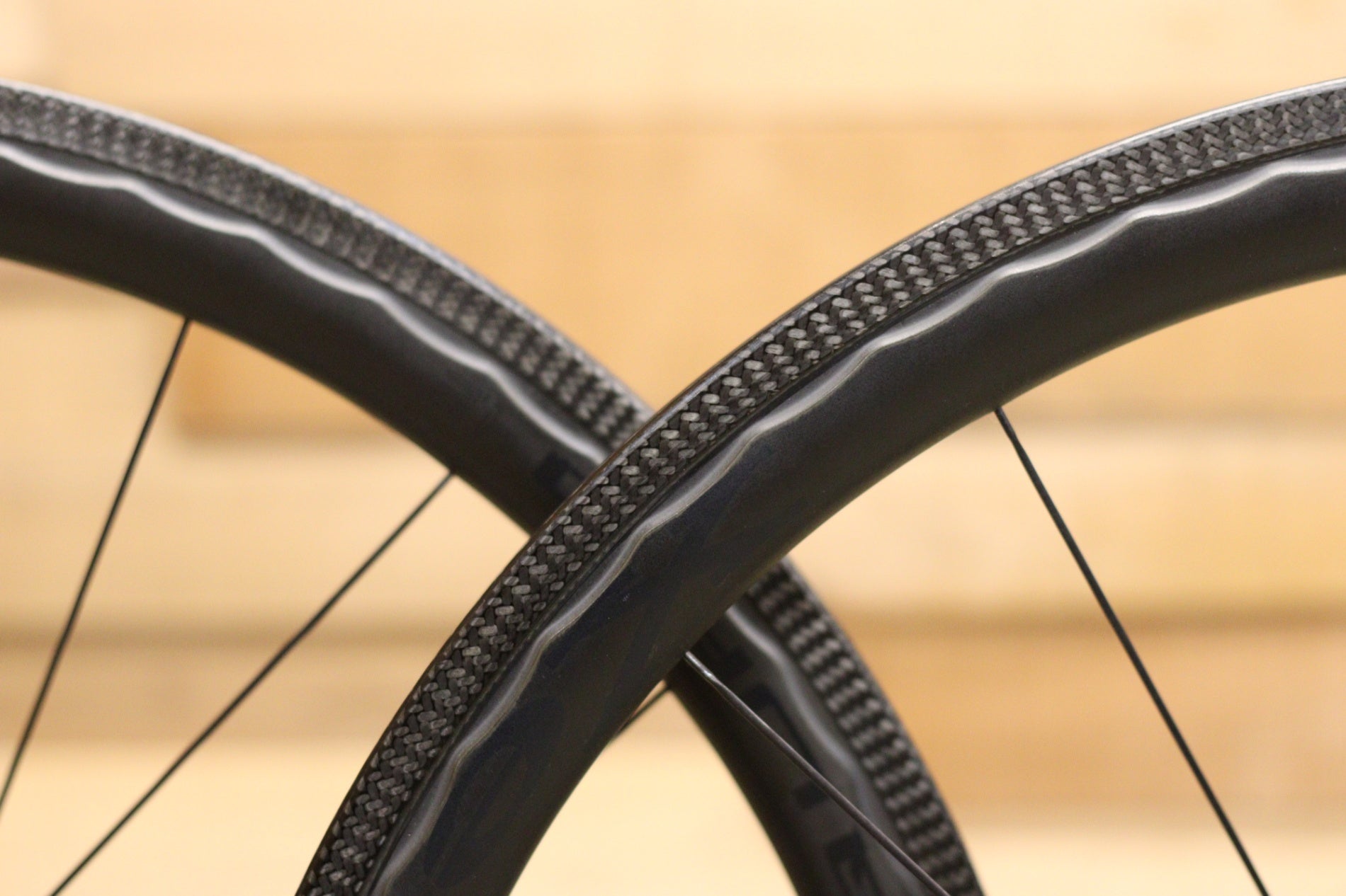 ゼンティス XENTIS SQUAD 4.2 カーボン クリンチャー ホイールセット