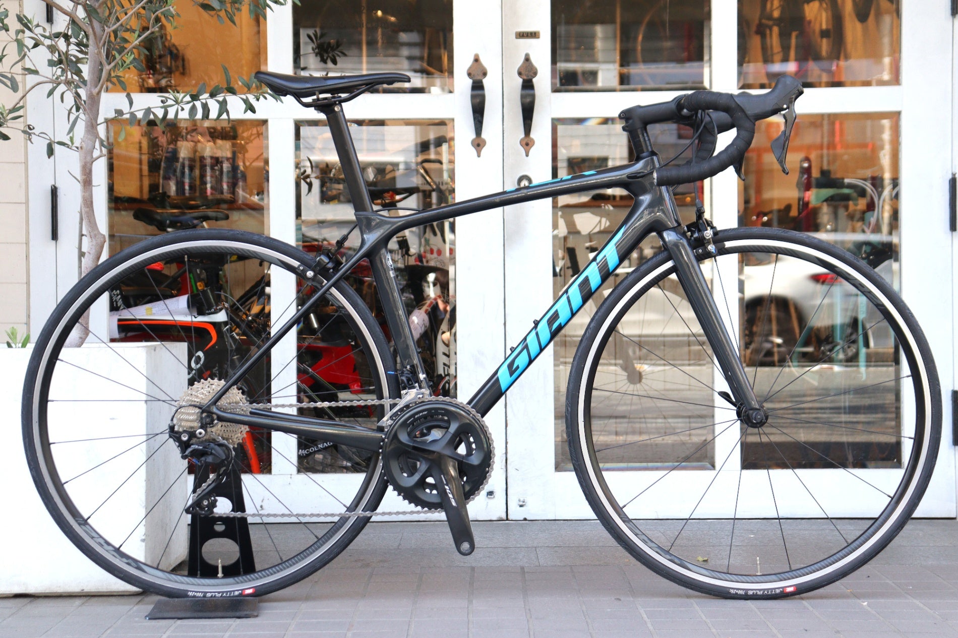 ジャイアント GIANT TCR ADVANCED 2 KOM SE 2020モデル Sサイズ シマノ ジャイアント GIANT TCR ADVANCED 2 KOM SE 2020モデル Sサイズ シマノ