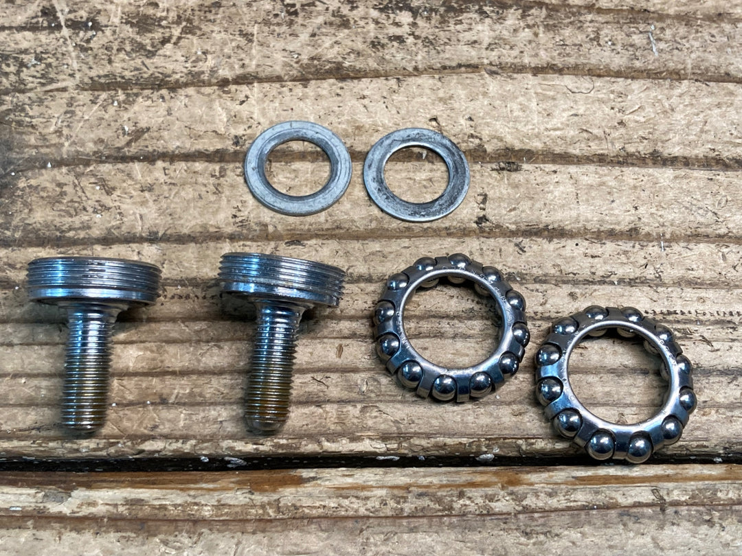 JH346 カンパニョーロ CAMPAGNOLO レコード RECORD BB ITA 軸長111mm