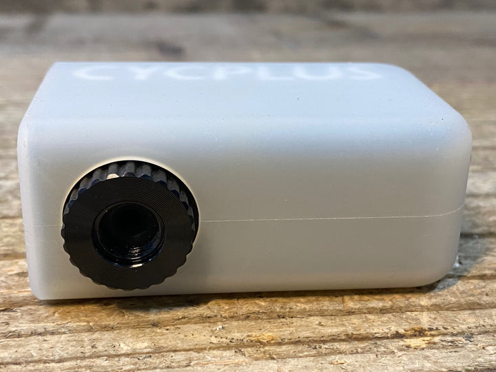 JX841 サイクプラス CYCPLUS AS2 pro 携帯ポンプ 電動ポンプ 空気入れ 動作確認済み ※シリコンカバータバコ臭