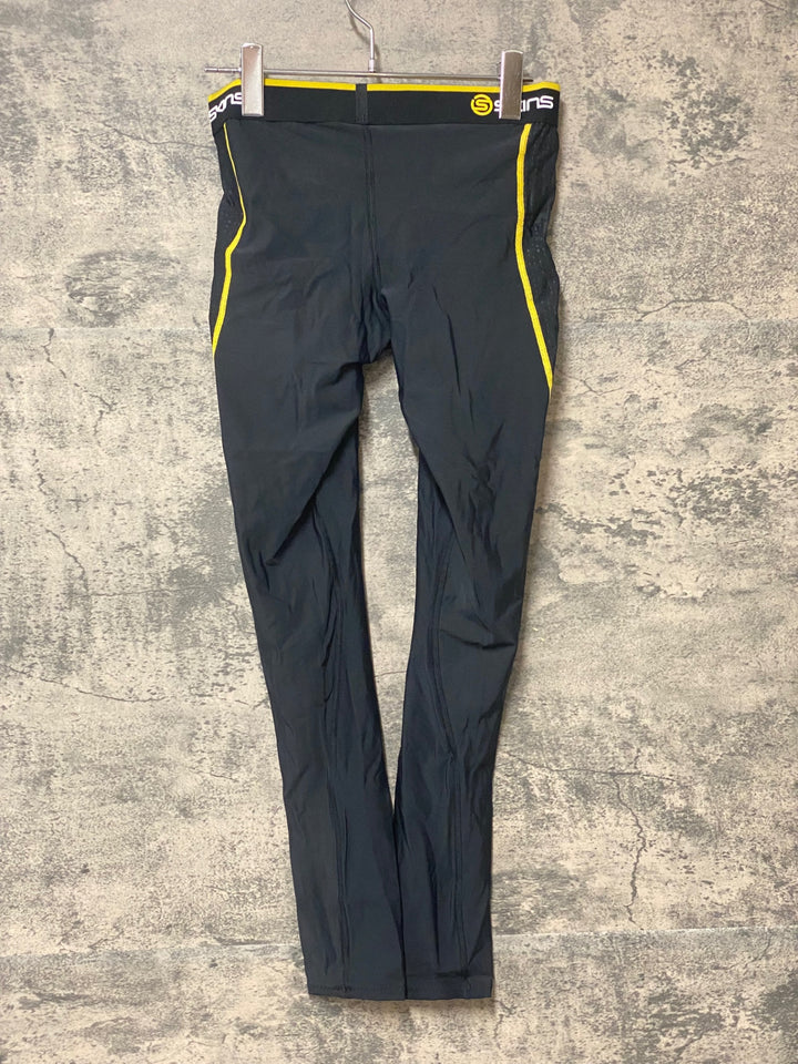 JV615 スキンズ SKINS コンプレッション ロングタイツ 黒 XL