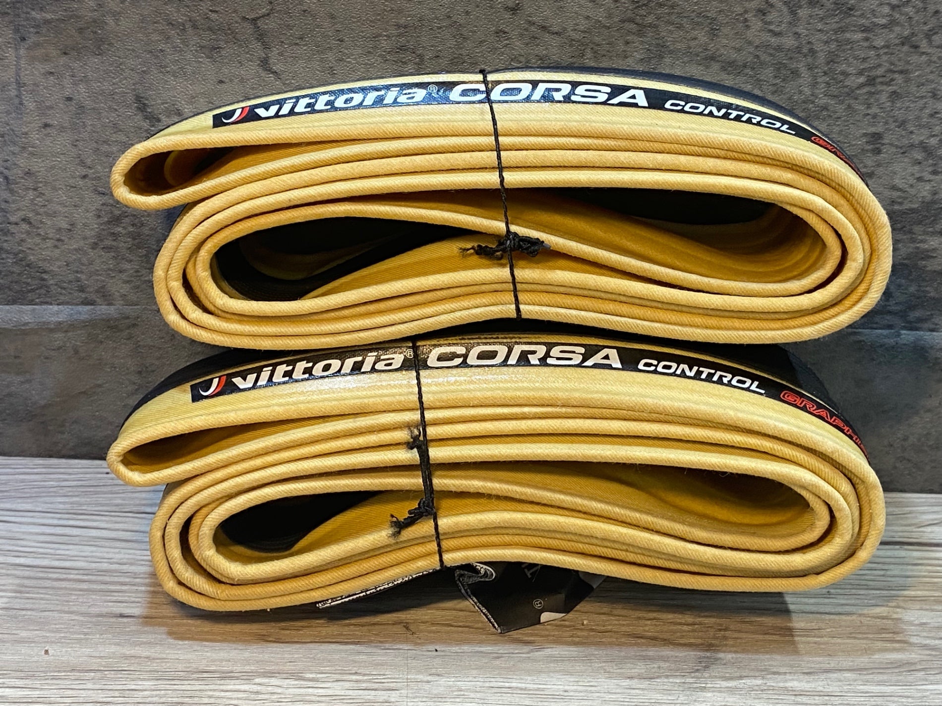 JP031 ヴィットリア vittoria コルサコントロール CORSA CONTROL G2.0