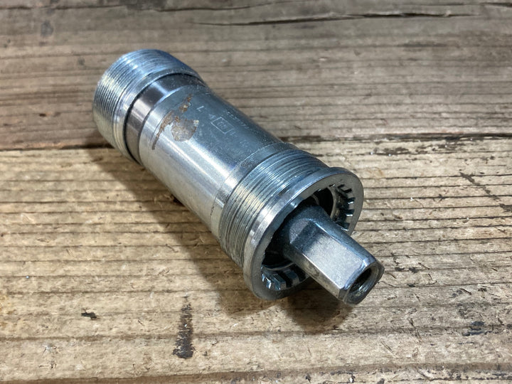 KF034 タンゲ TANGE JIS 68/113mm ボトムブラケット スクエアテーパー 未使用品