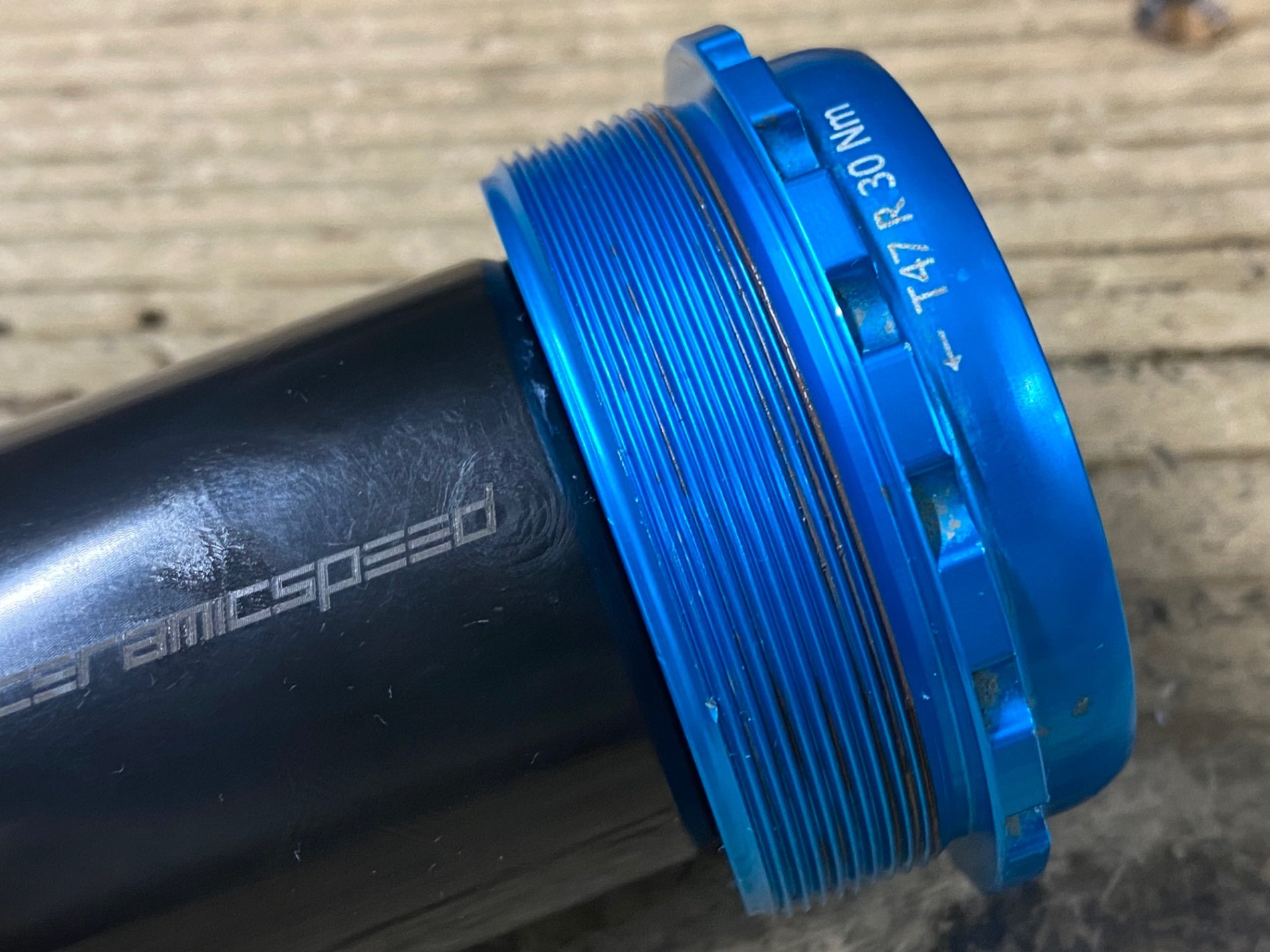 CeramicSpeed T47A セラミックスピード 専用カラーブルー KH218 セラミックスピード CERAMICSPEED T47 BB ボトムブラケット 青
