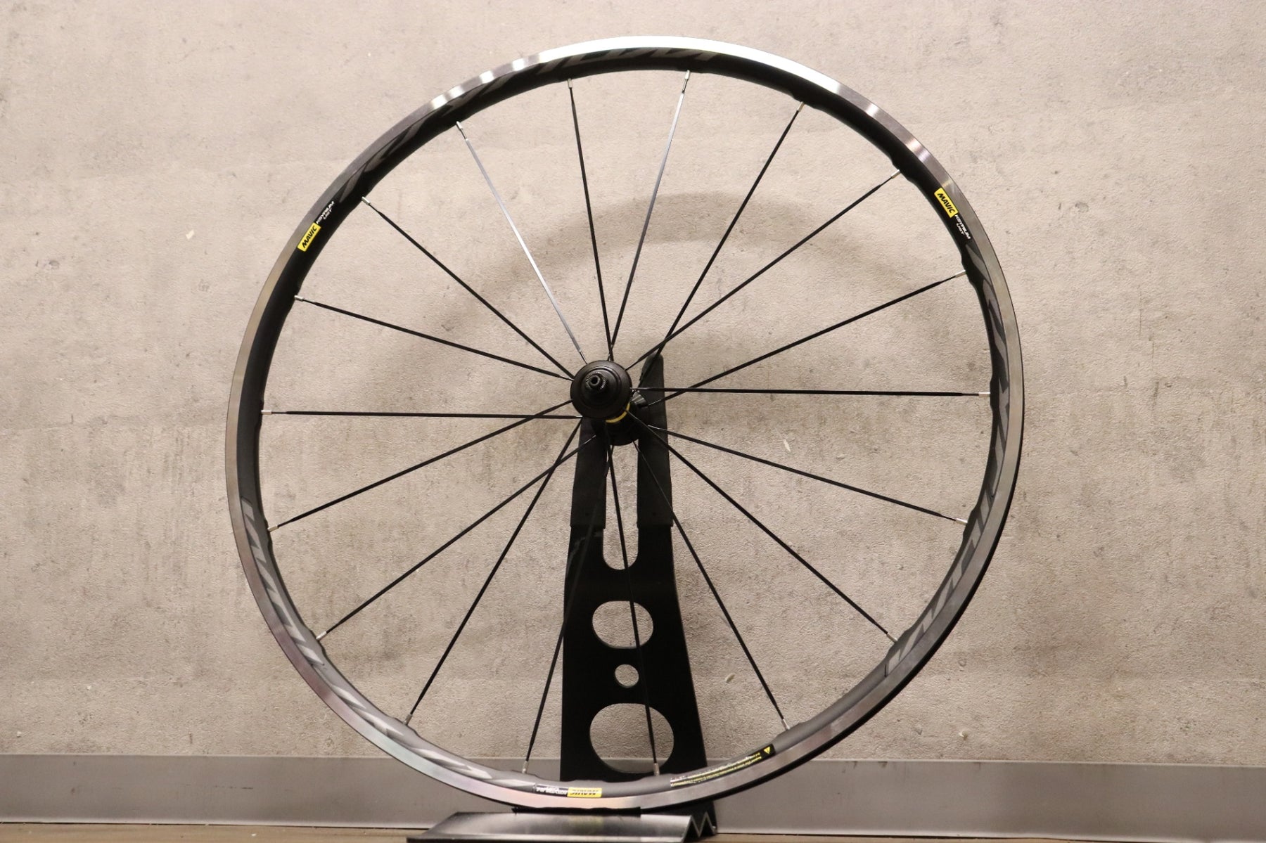 マヴィック MAVIC キシリウム KSYRIUM UST アルミ チューブレスレディ