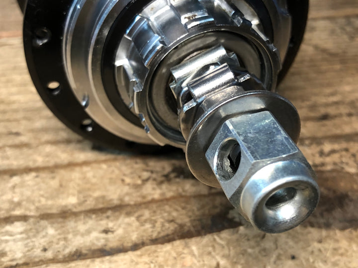 JM181 ブロンプトン Brompton Sturmey Archer Wide Ratio Hub ハブ 黒