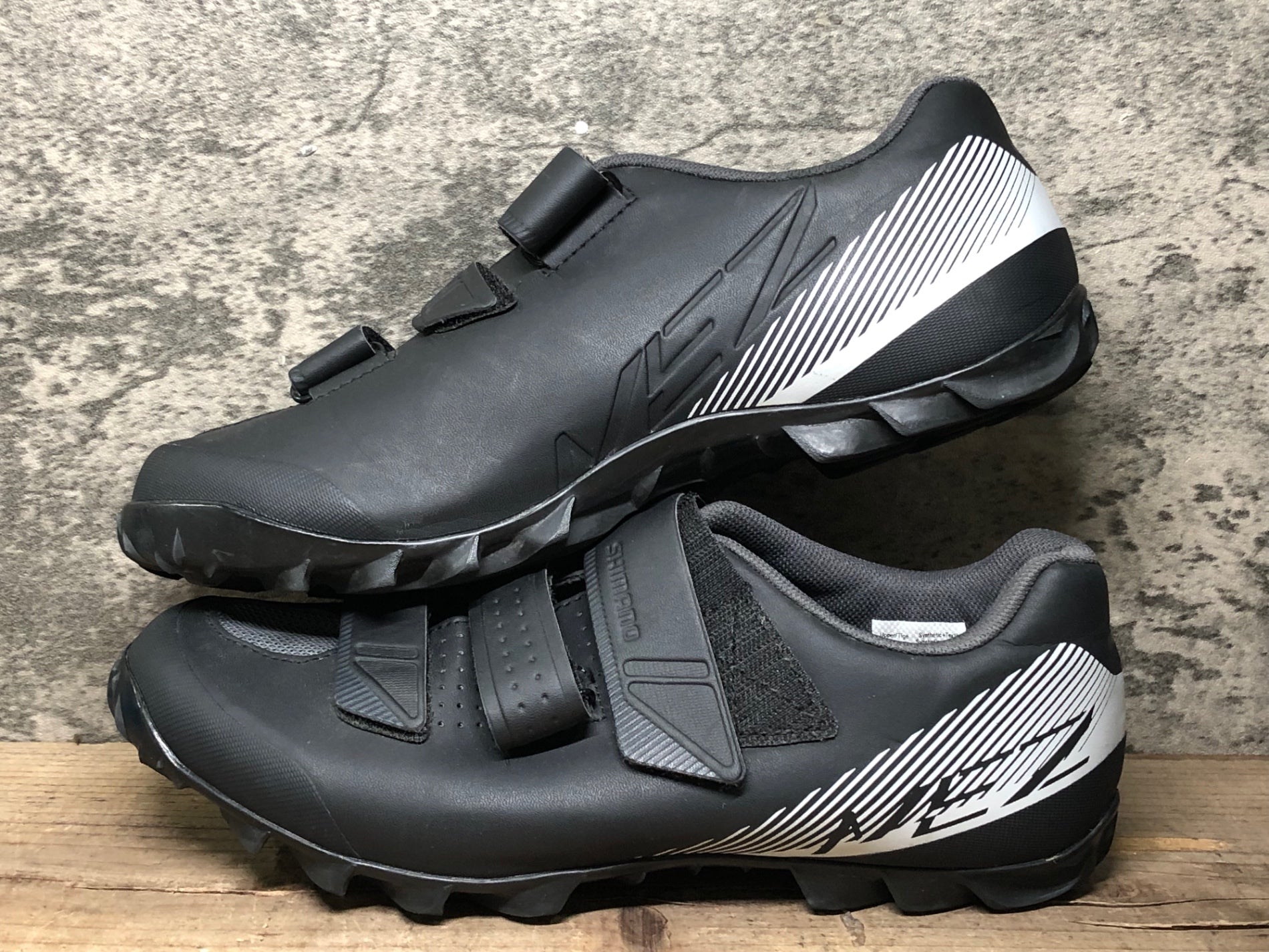 JP524 シマノ SHIMANO SH-ME200-S ビンディングシューズ 黒 EU42 SPD