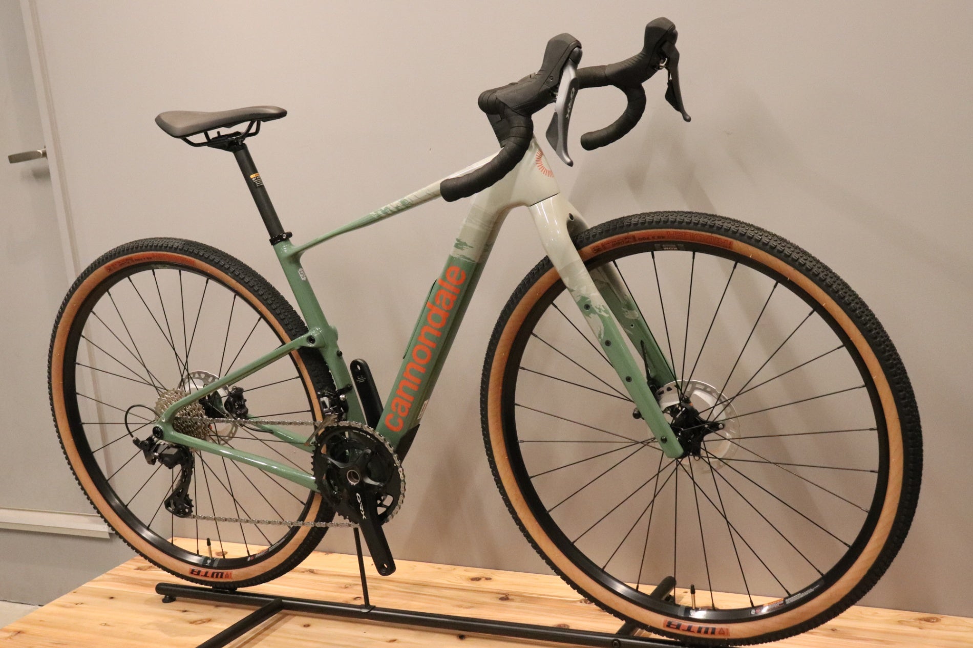 キヤノンデールトップストーンホイールセット 未使用 キャノンデール CANNONDALE トップストーン TOPSTONE CARBON 2