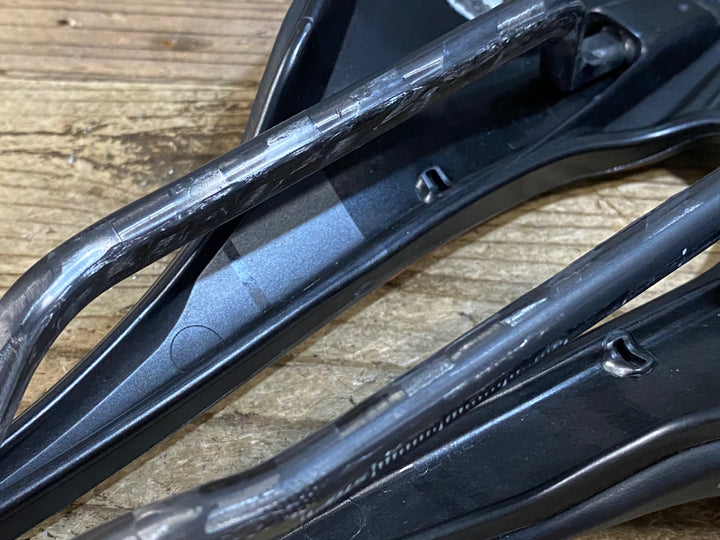 KD155 セライタリア selle italia SLR BOOST KIT CARBONIO SUPERFLOW L3 サドル 黒 145mm