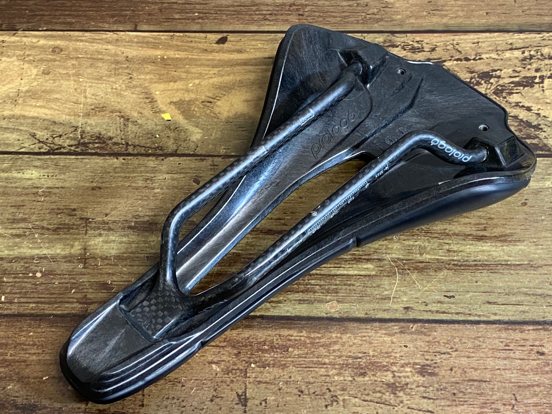 JQ918 プロロゴ Prologo スクラッチ SCRATCH M5 PAS NACK サドル