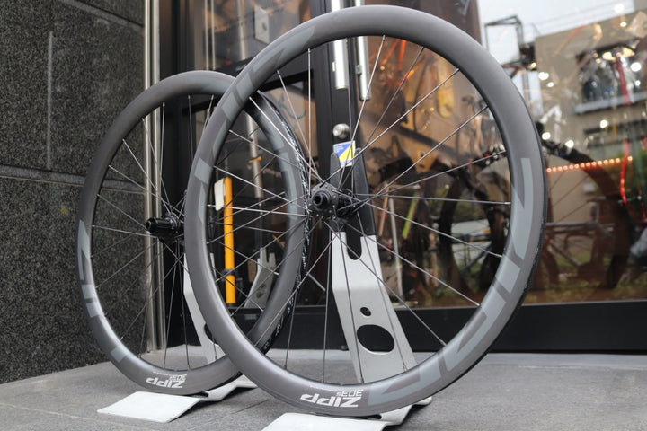 ジップ ZIPP 303S TUBELESS DISC カーボン チューブレス ディスクブレーキ ホイールセット シマノ12/11Sフリー フックレス ワイドリム 23mm 【東京南麻布店】