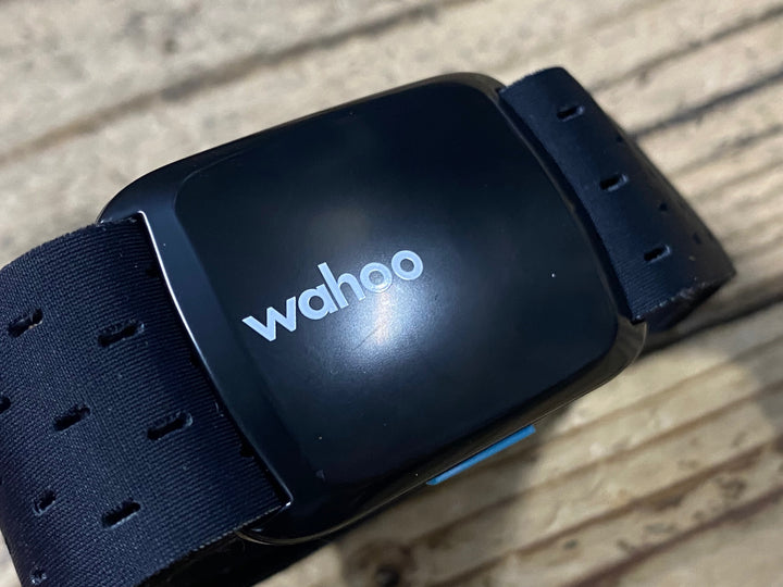 KI666 ワフー WAHOO TICKR FIT リストバンド ハートレートセンサー 心拍計