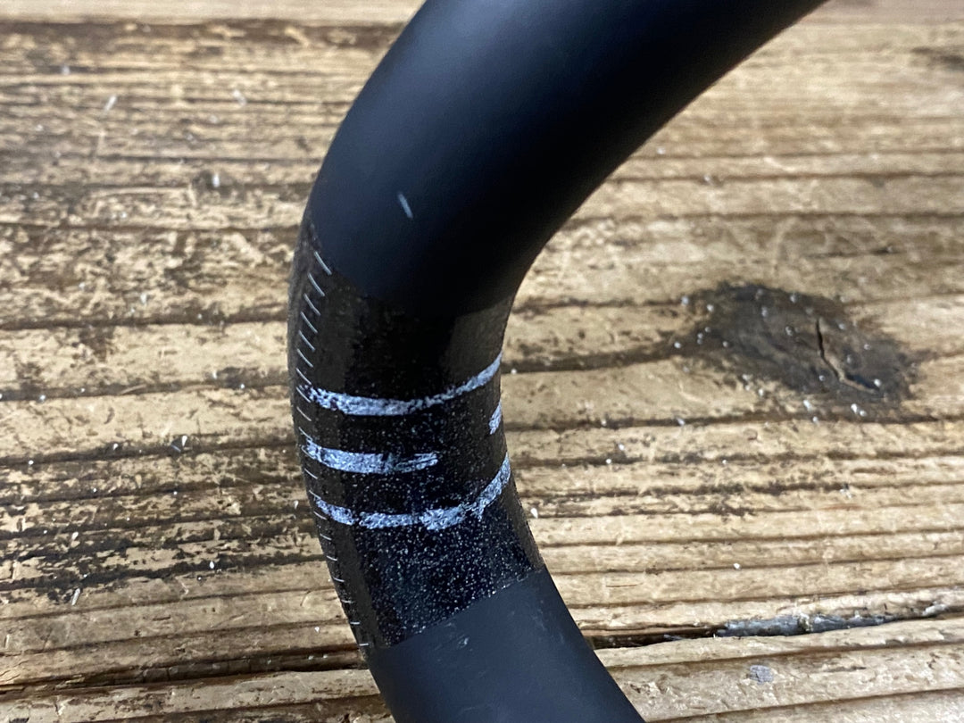KH822 フィジーク fizik CYRANO 00 カーボン ドロップハンドル ブラケットC-C400mm Φ31.8 ※クランク部凹みのためジャンク