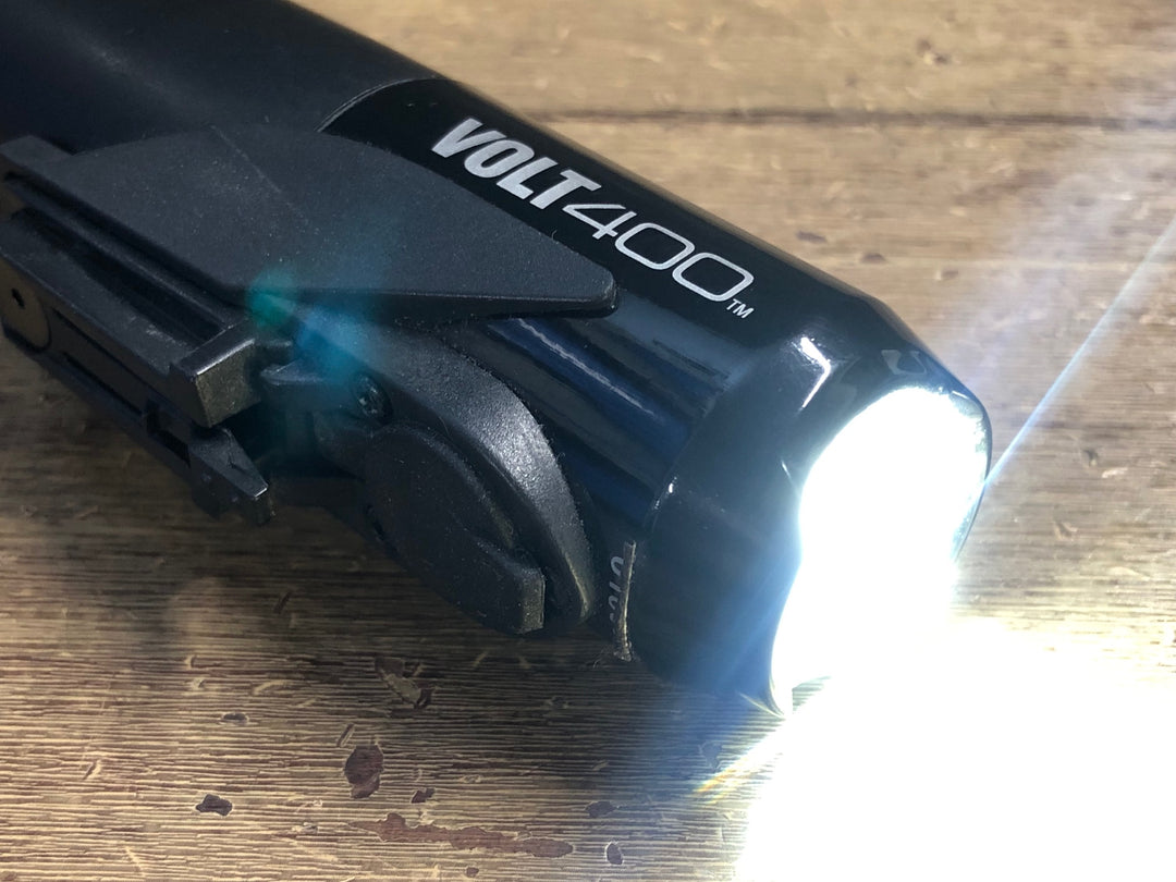 JY015 キャットアイ CATEYE ボルト VOLT400 フロントライト 点灯確認済み