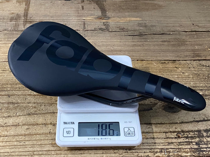 KI083 ファブリック FABRIC SCOOP FLAT PRO サドル 黒 カーボンレール