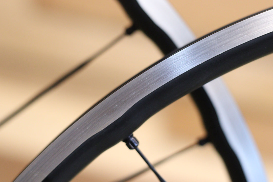 マヴィック MAVIC キシリウム KSYRIUM SL UST アルミ チューブレスレディ ホイールセット シマノ12/11S 【立川店】