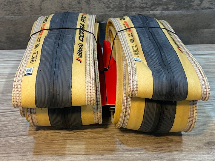 JP030 ヴィットリア vittoria コルサプロ CORSA PRO TLR タイヤ 700x28C 前後セット