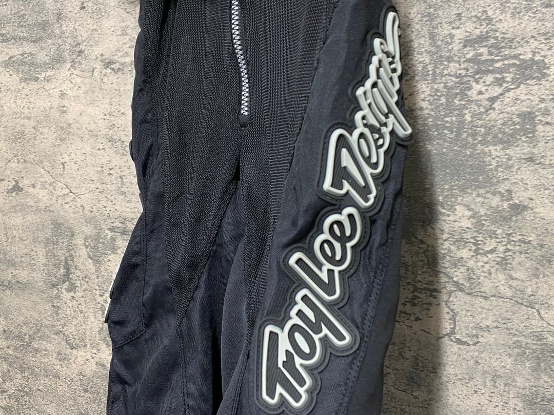 JV399 トロイリーデザイン Troy Lee Design ハーフパンツ 黒 28a