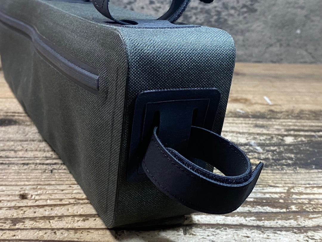 JU173 ブルックス BROOKS SCAPE FRAME BAG フレームバッグ