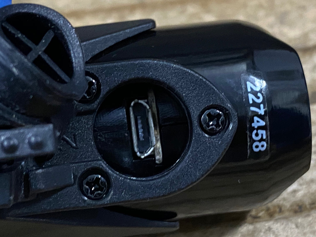 KP919 キャットアイ CATEYE VOLT400 フロントライト 点灯確認済み