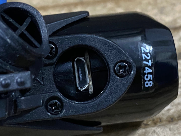 KP919 キャットアイ CATEYE VOLT400 フロントライト 点灯確認済み