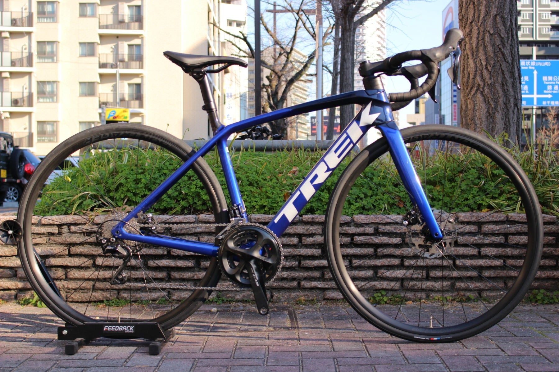 50サイズ 美品 Trek Émonda SL5 フルカーボン トレック トレック TREK エモンダ EMONDA SL5 DISC 2023 50サイズ シマノ 105