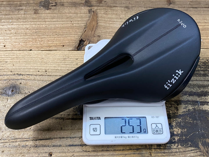 KI904 フィジーク fizik ALIANTE R5 OPEN REGULAR サドル 黒 142mm クロモリ