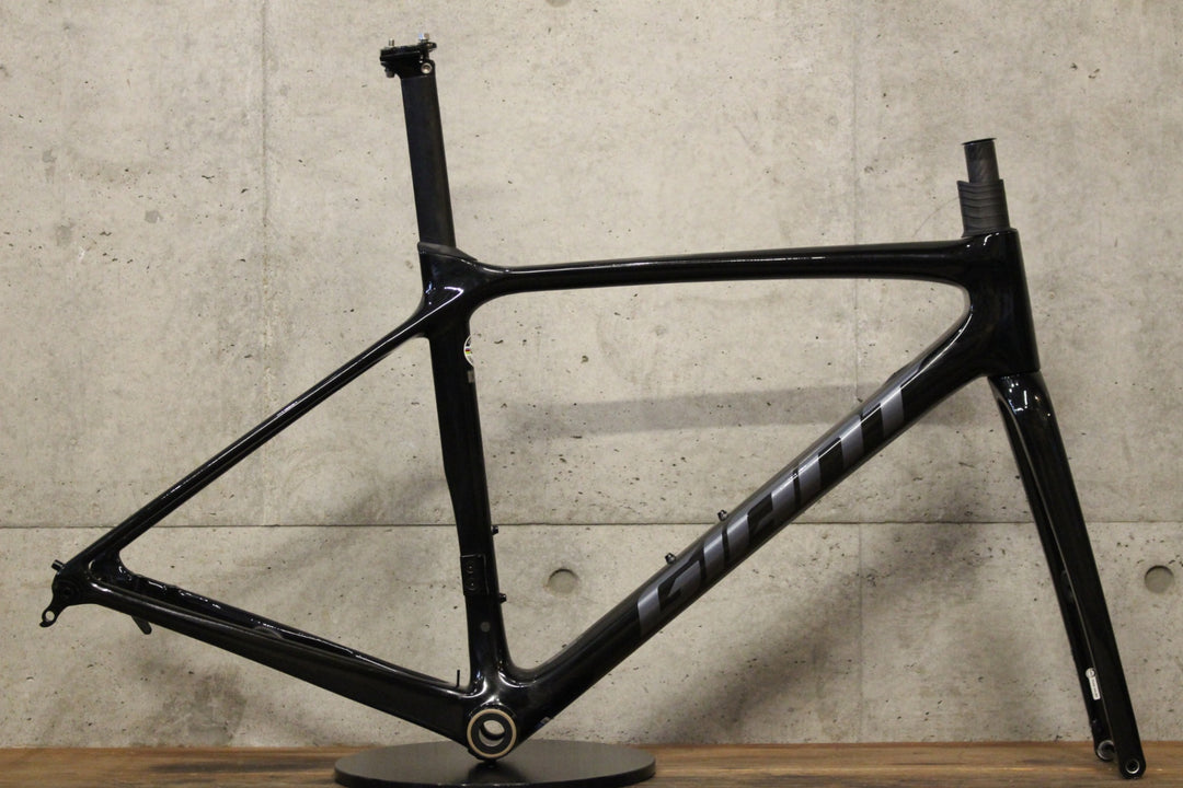 ジャイアント GIANT TCR ADVANCED2 DISC KOM 2023年モデル Sサイズ カーボン フレームセット 【福岡店】
