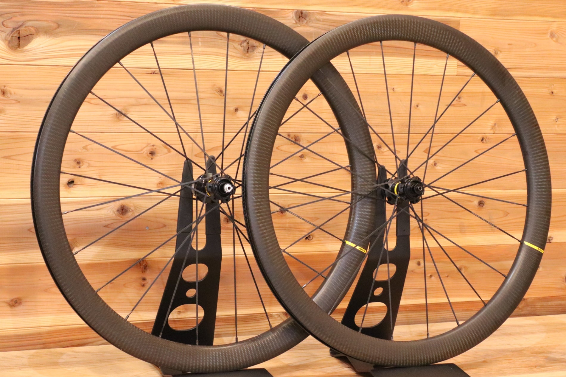マヴィック MAVIC コスミック COSMIC PRO CARBON UST DISC QR仕様