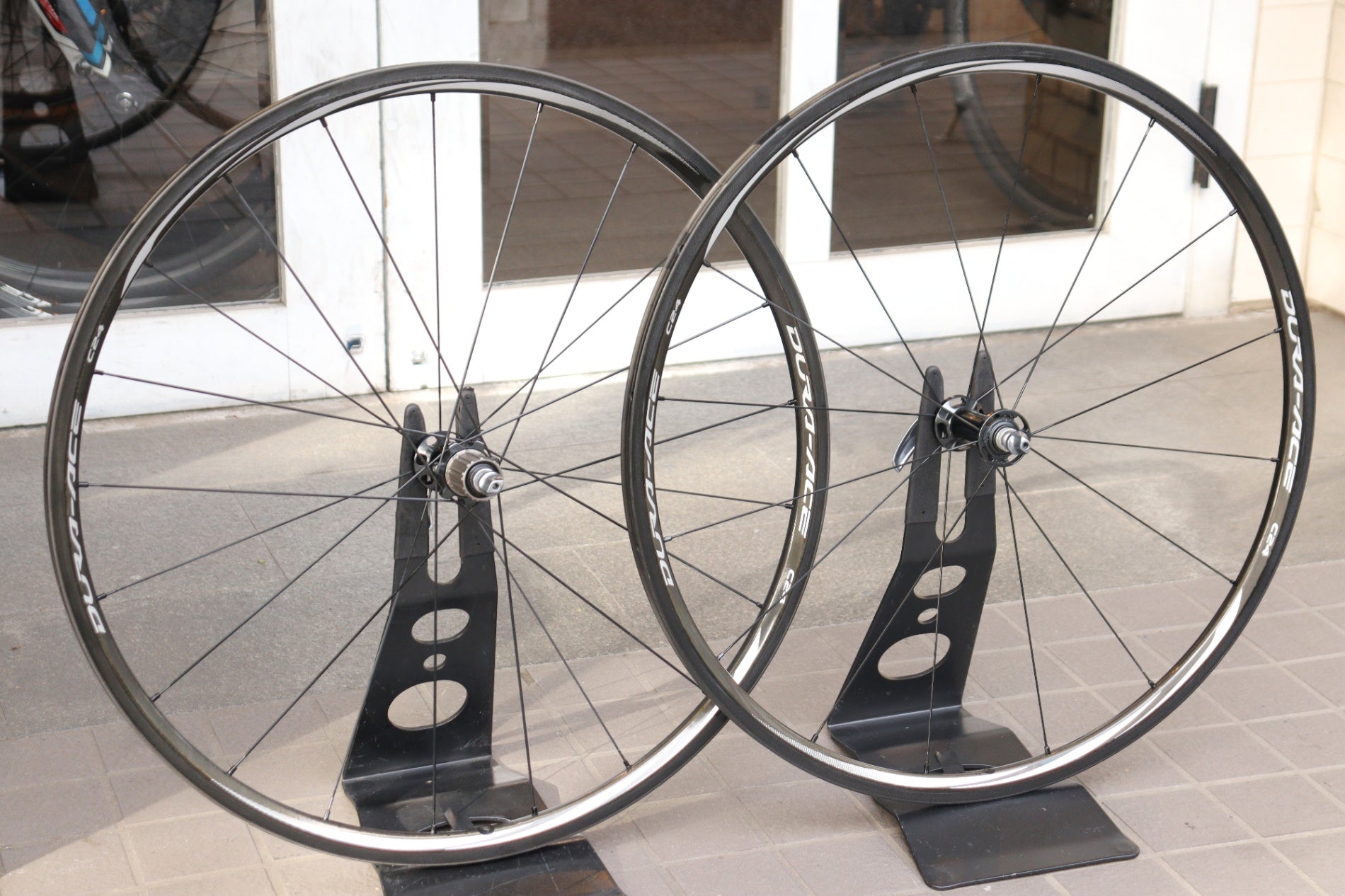 シマノ SHIMANO デュラエース DURA-ACE WH-9000-C24 TU カーボン