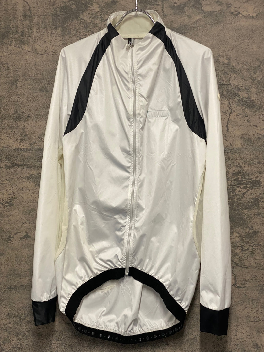 JV136 アソス ASSOS HYBRO V2 長袖 ウインドブレイカー 白 XL ※スレ