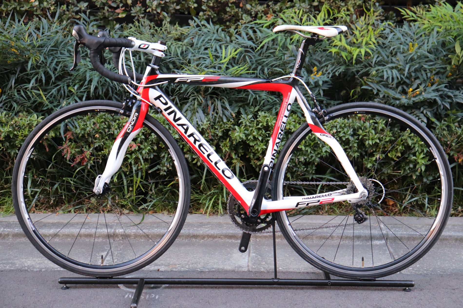 ピナレロ PINARELLO FP2 CARBON 2011年 510サイズ シマノ 105 5700 10S