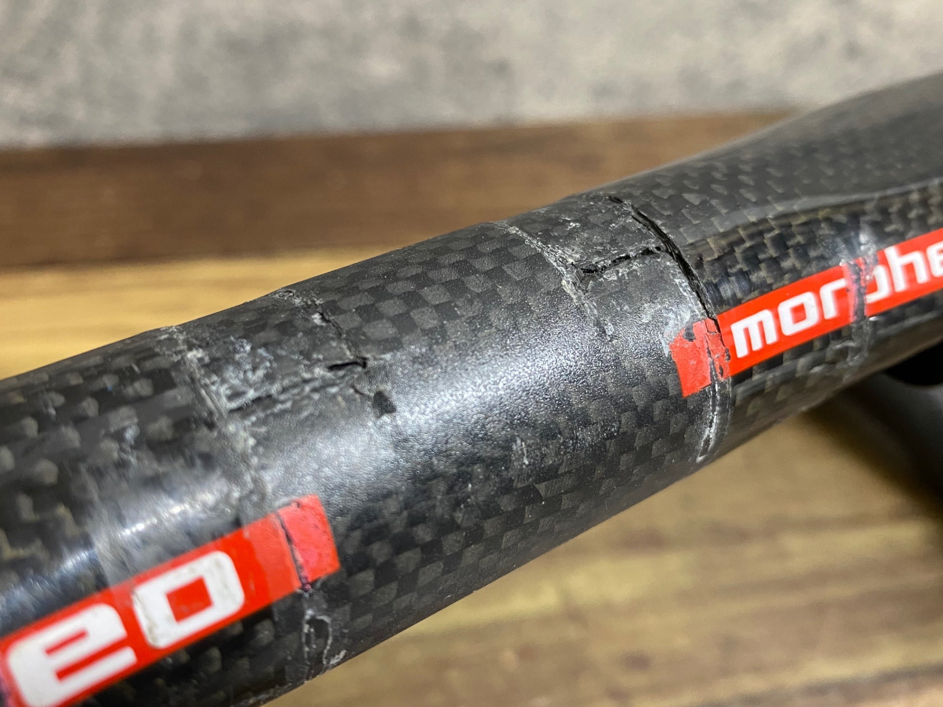 JQ542 チネリ cinelli neo morphe カーボンドロップハンドル Φ31.8