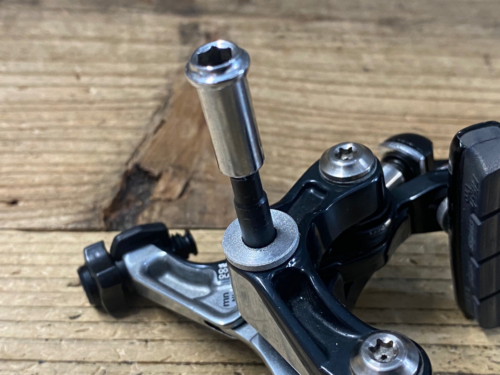 JP652 シマノ SHIMANO デュラエース DURA-ACE BR-9000 キャリパー
