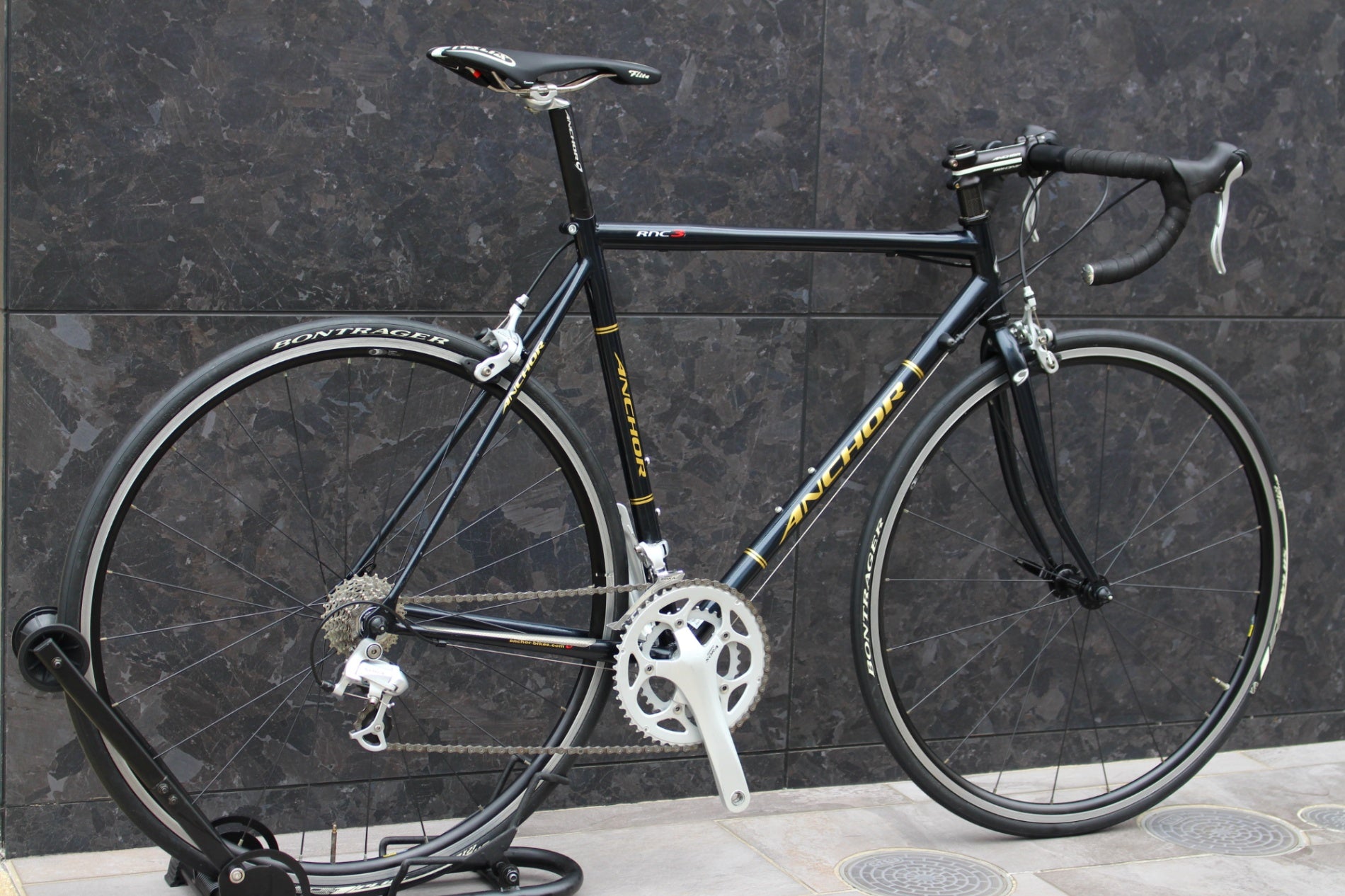 アンカー ANCHOR RNC3 550サイズ シマノ ソラ 9S 3400 クロモリ ロード