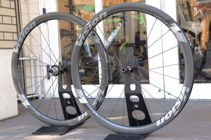 ヴィジョン VISION メトロン ディスク METRON 40 SL DISC カーボン チューブレスレディ ホイールセット シマノ11S/12S 【横浜店】