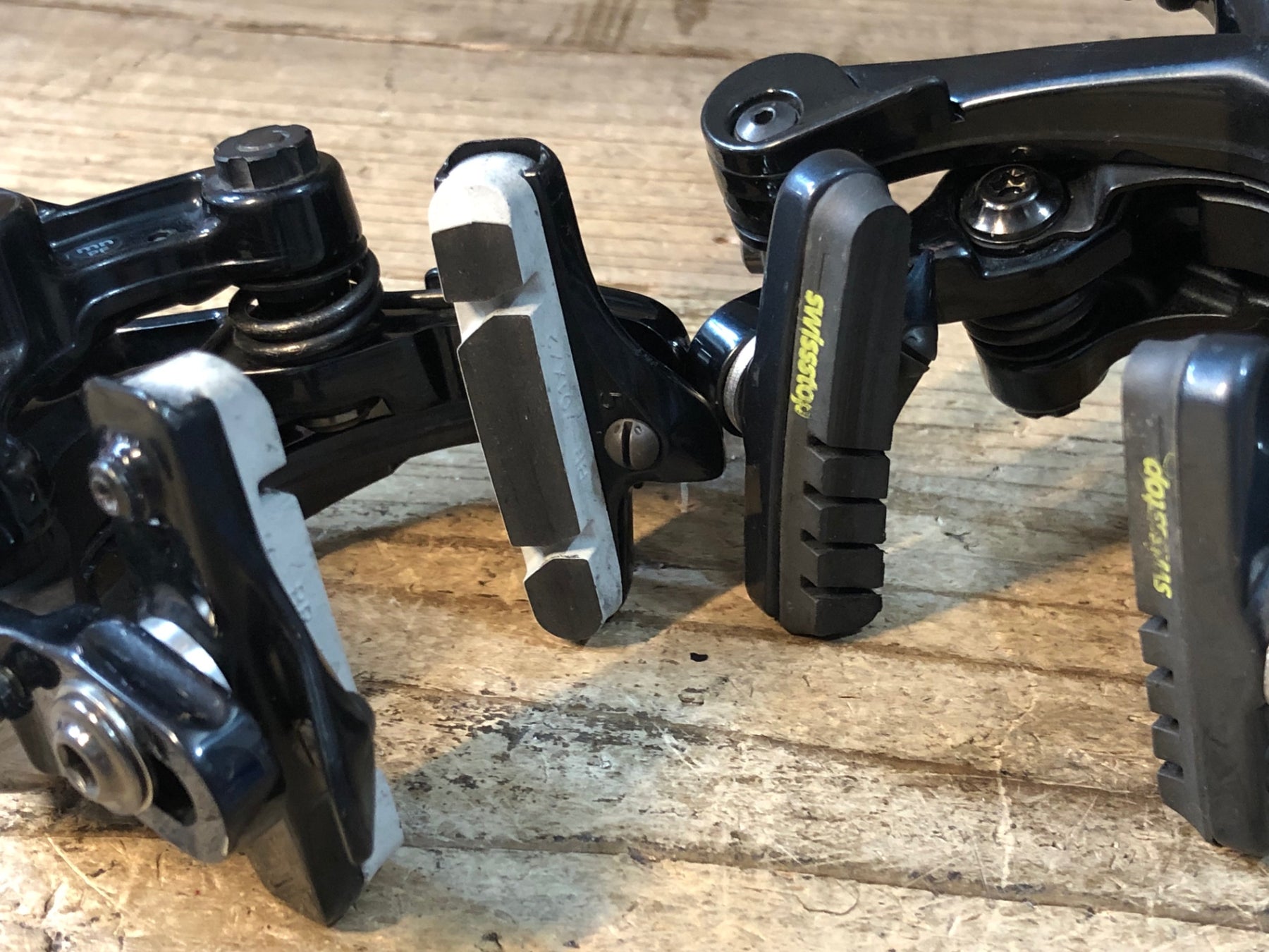 JP469 シマノ SHIMANO デュラエース DURA-ACE BR-R9100 キャリパー