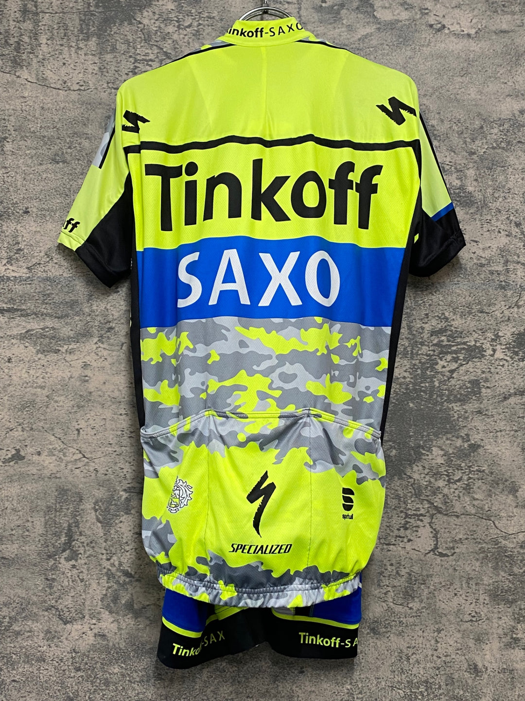 JH699 スポーツフル SPORTFUL 半袖 サイクルジャージ ビブショーツ Lサイズ レプリカ SAXO Tinkoff 上下セット