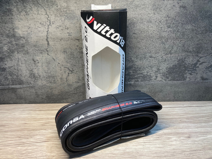 JK163 ヴィットリア vittoria コルサ CORSA GRAPHENE 2.0 チューブレスレディ タイヤ 700x25c 未使用