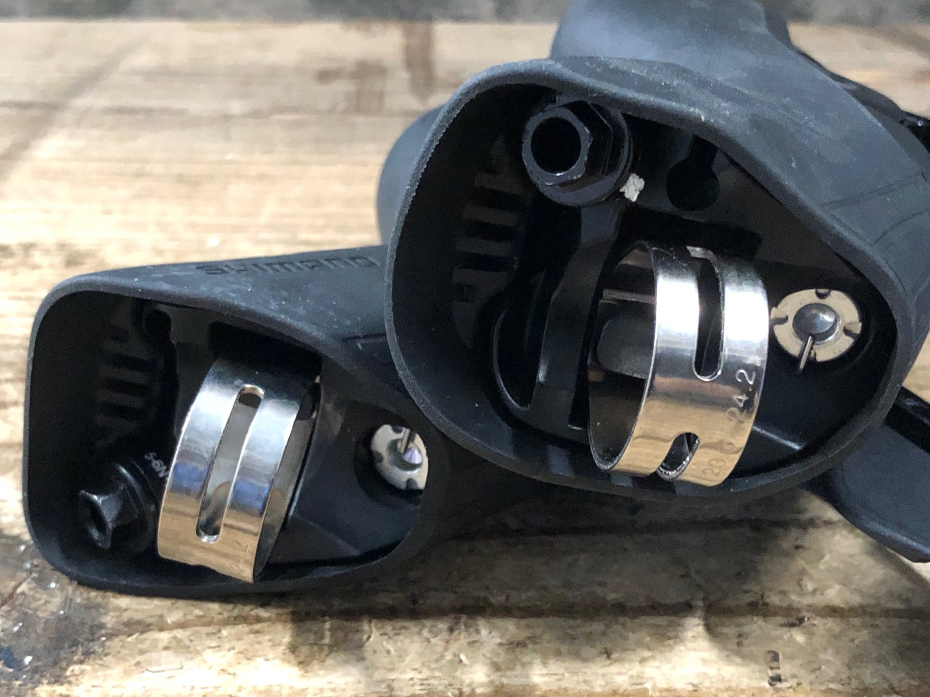 KM956 シマノ SHIMANO 105 ST-R7020 STIレバー 2x11S 油圧 – BICI