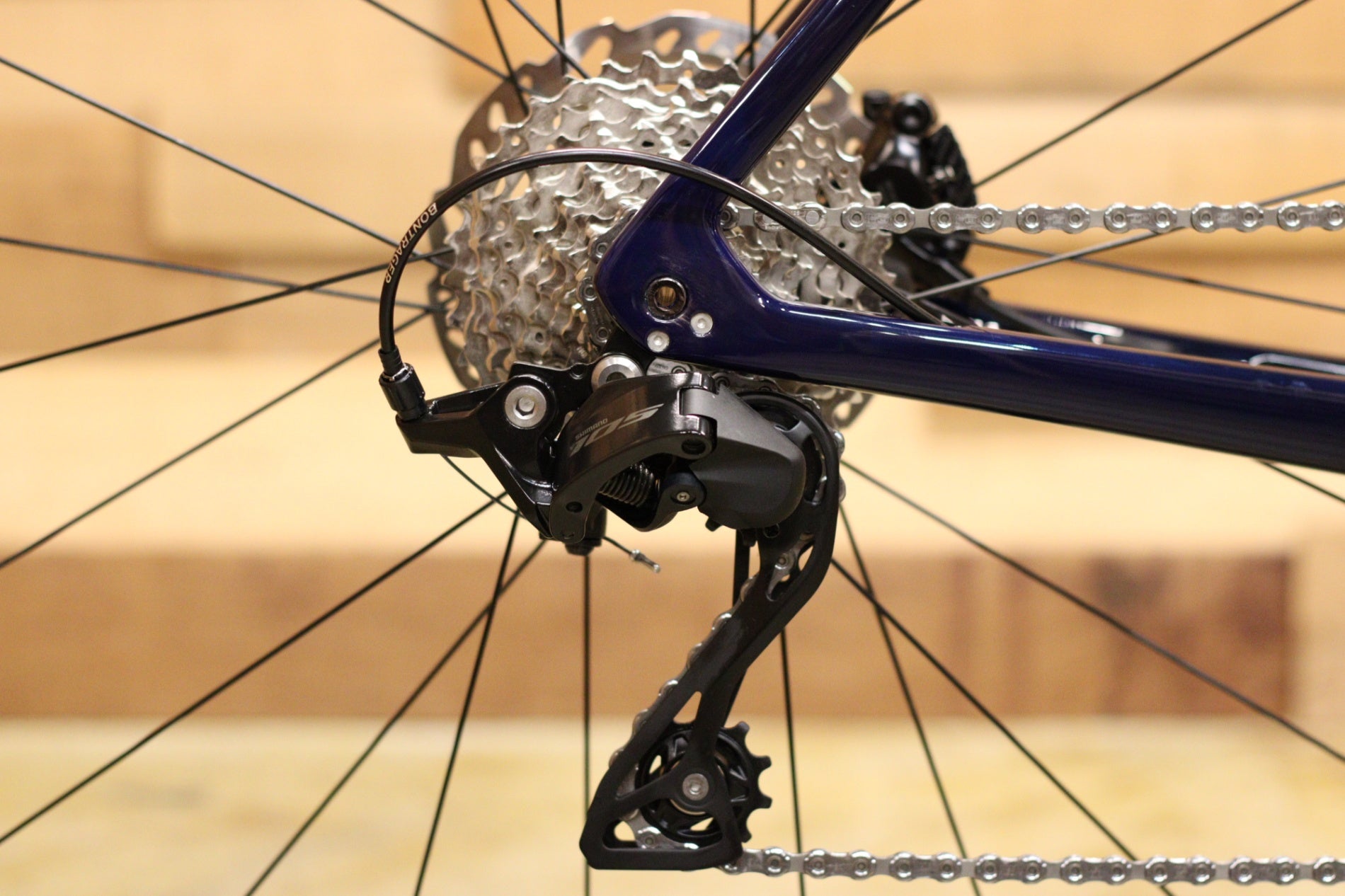 トレック TREK エモンダ EMONDA SL5 DISC 2024 54サイズ シマノ 105