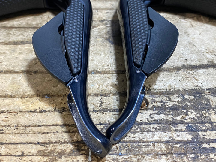 KF042 シマノ SHIMANO アルテグラ ULTEGRA ST-6870 電動 Di2 STIレバー 2x11S 未使用品