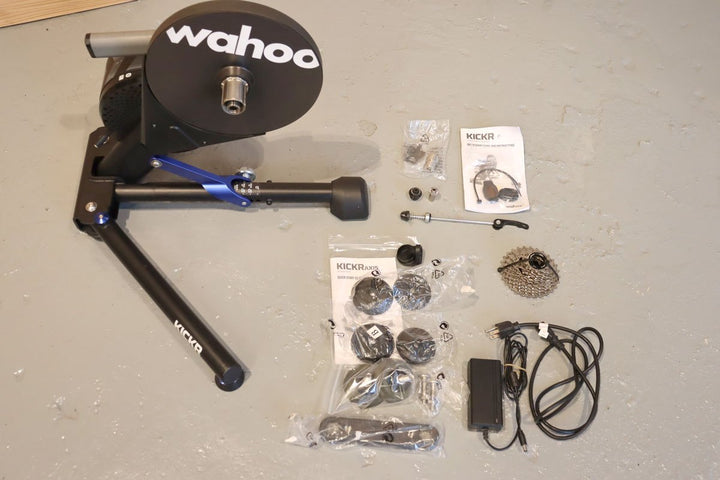 ワフー Wahoo キッカー KICKR V4 インドア スマートトレーナー ローラー台 ZWIFT対応 【千葉店】
