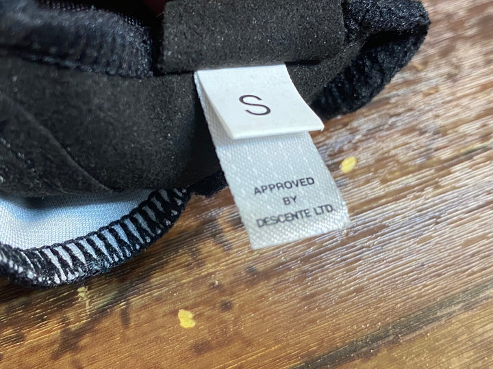 JK527 ルコックスポルティフ le coq sportif 長指 グローブ 黒 グレー S