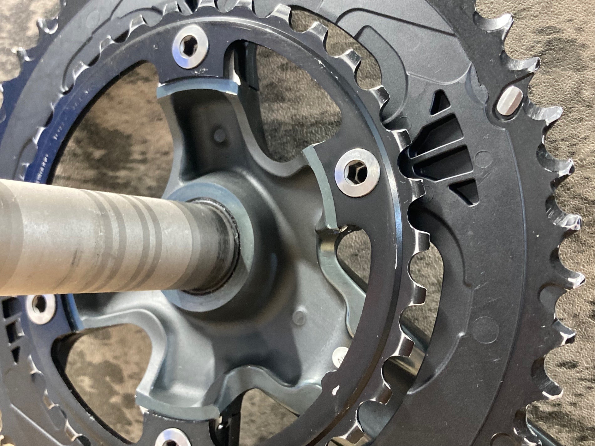 KJ002 シマノ SHIMANO ティアグラ Tiagra FC-4700 クランクセット 50