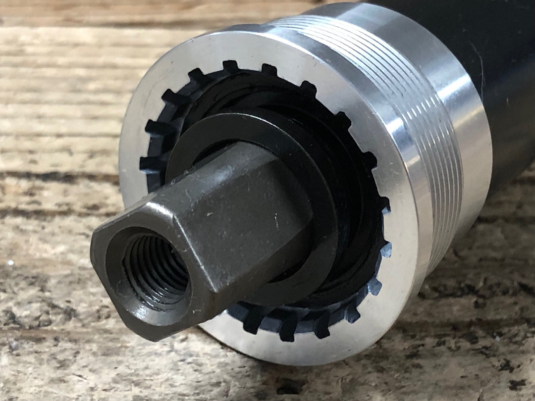 JS282 シマノ SHIMANO BB-UN300 ボトムブラケット スクエアーテーパー 68mm 113mm