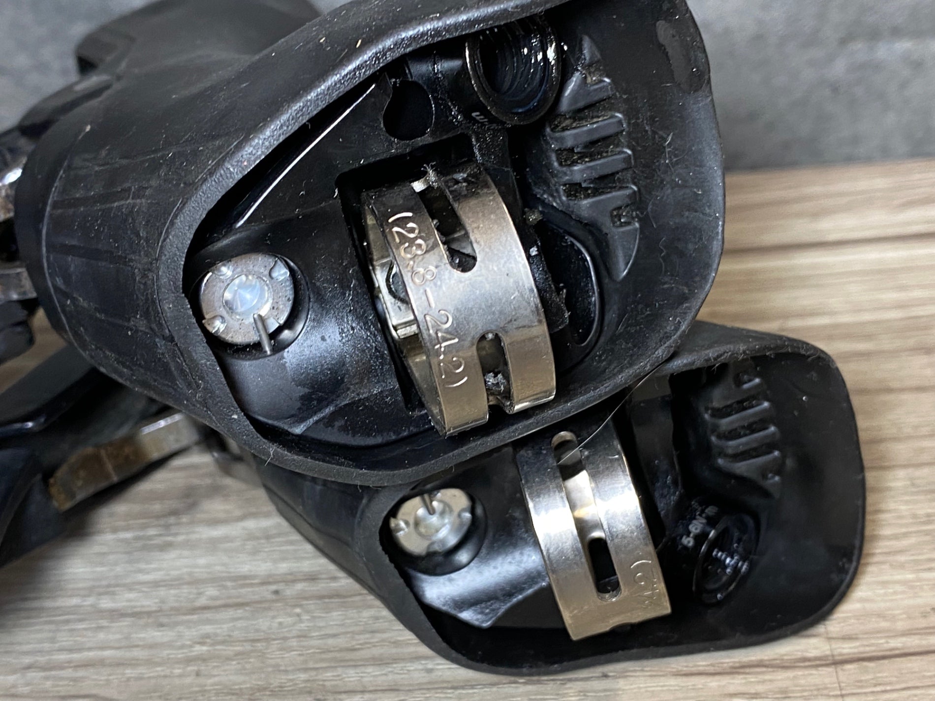 JQ038 シマノ SHIMANO 105 ST-R7020 STIレバー 2x11S 油圧 ※ネーム