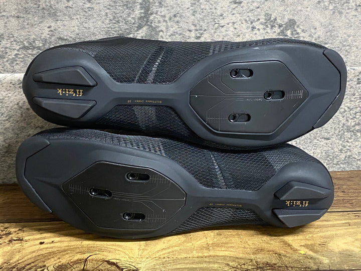 KC327 フィジーク fizik VEGA CARBON ビンディングシューズ 黒 EU43 SPD-SL