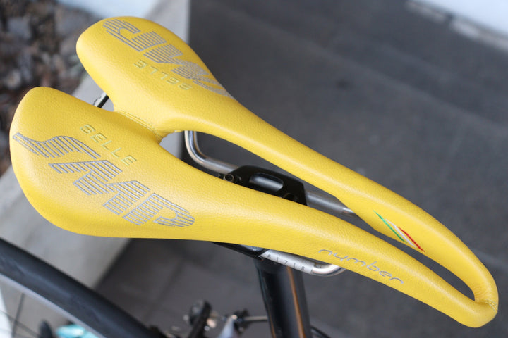 【塗装車】 ビアンキ Bianchi スペシャリッシマ SPECIALISSIMA 53サイズ シマノ アルテグラ R8000 11S カーボン ロードバイク RACING 3 完成車 【横浜店】
